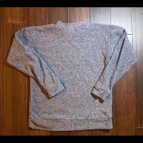 Ole Miss Ladies Pullover  - Picture 4 of 4